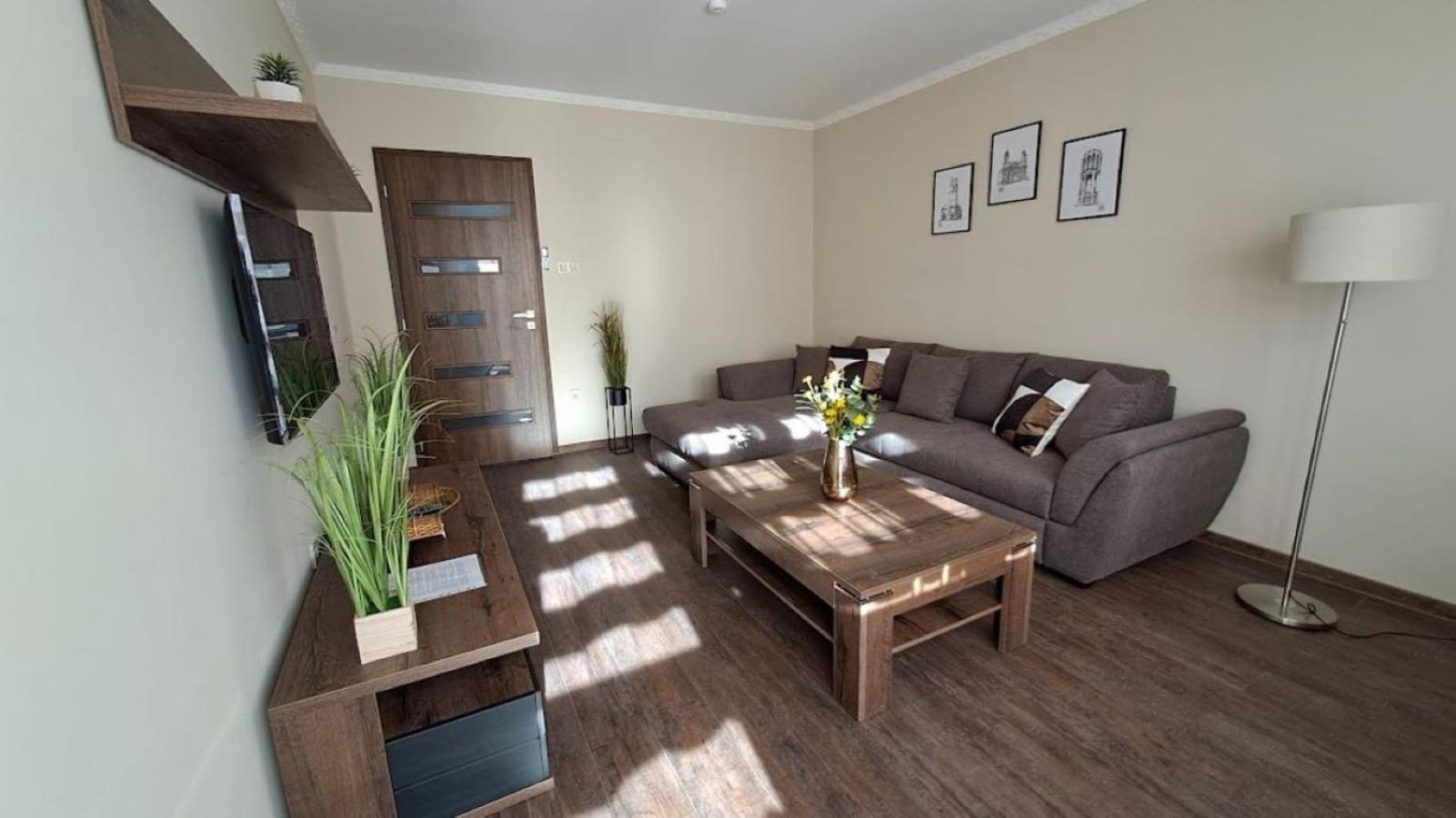 Szilfak City Apartman Hajdúszoboszló Exterior foto